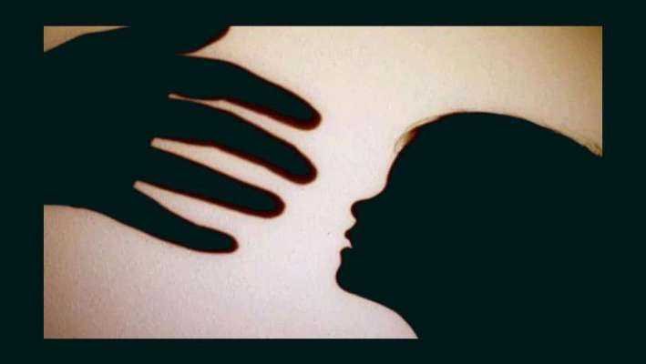 சிறுமியின்